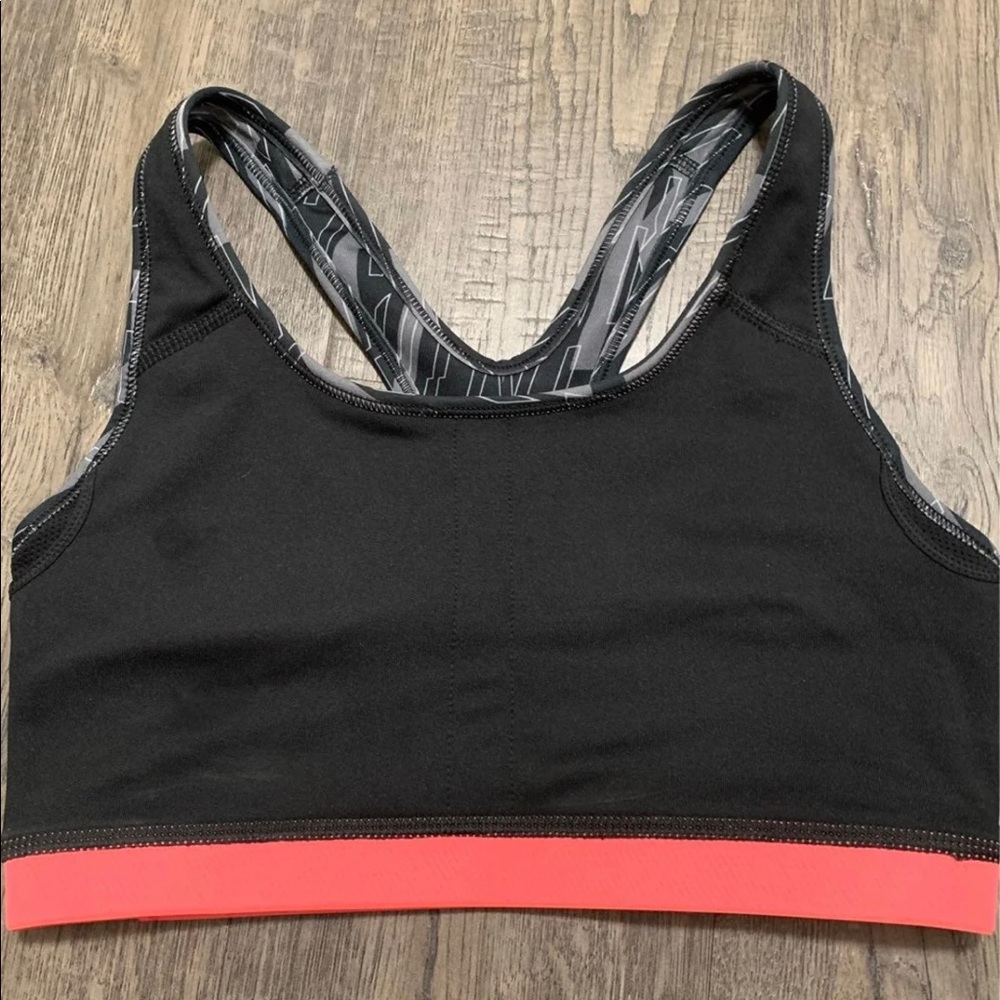 Nike Sports Bra - Picture 6 of 6